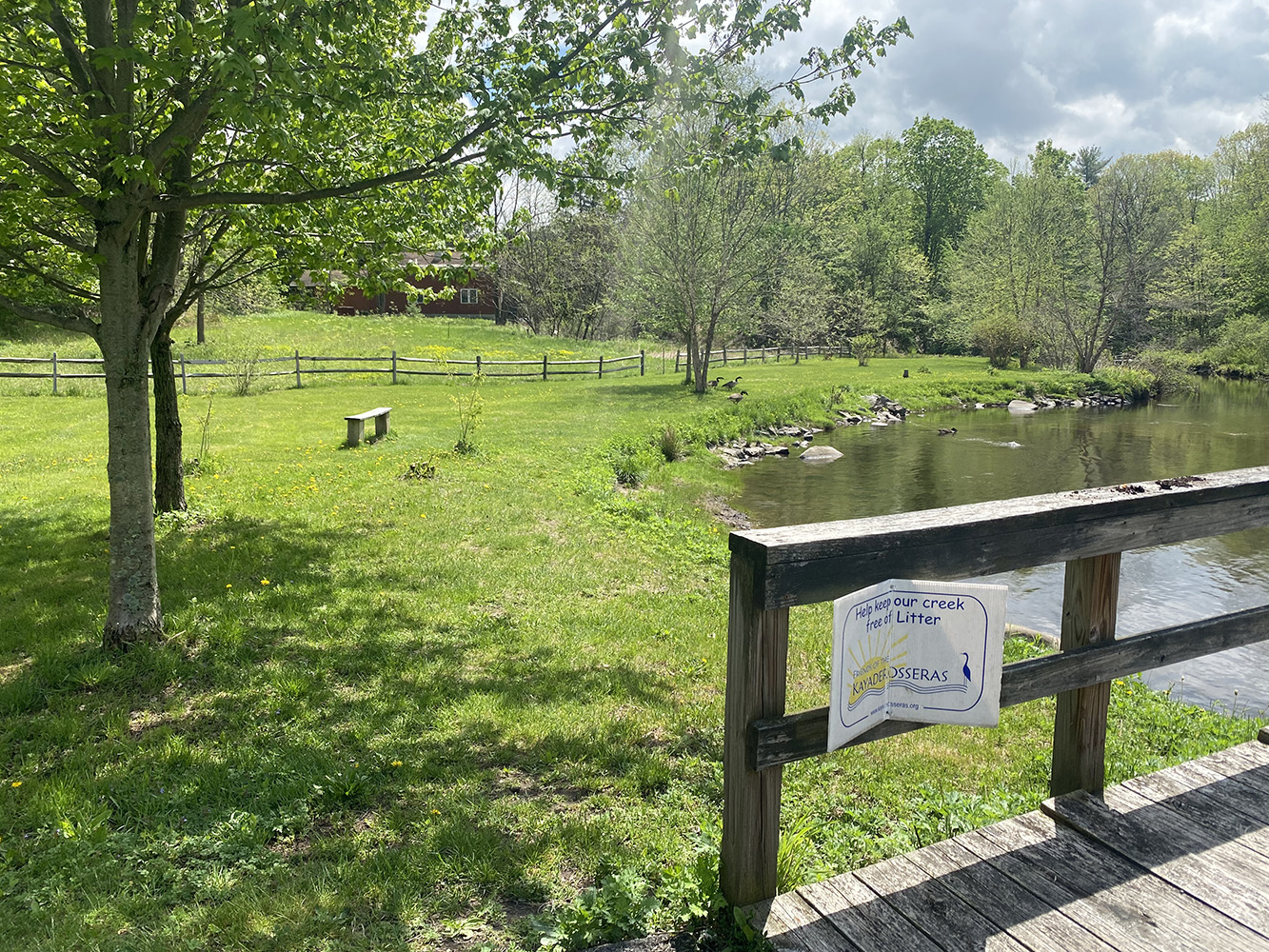 E8D60A30-5193-498B-B178-D6CD3BDF7408 E8D60A30-5193-498B-B178-D6CD3BDF7408